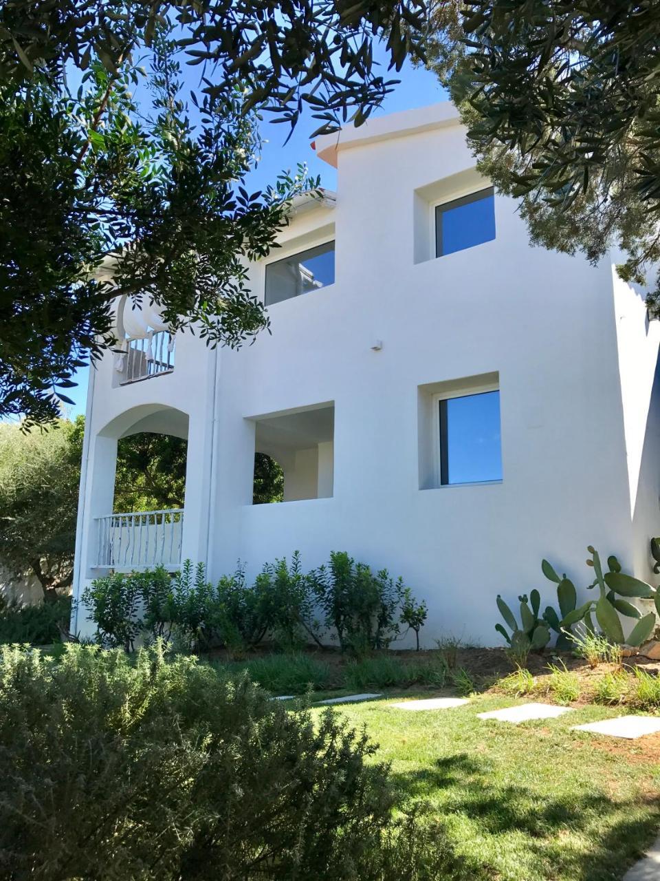 Boutique Art Villa Maria Olbia Exterior foto